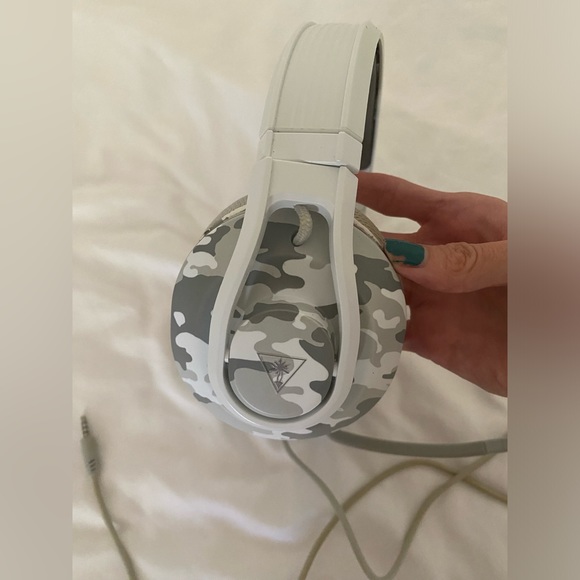 Turtle Beach Recon 500 Arctic Camo Wired Gaming Headset - Picture 11 of 12